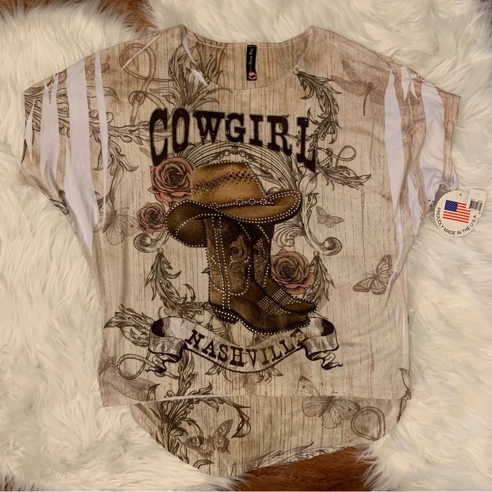 Big Bang NWT Cowgirl Nashville Cowboy Boots Cap Sleeve Hi-lo Tee Top Bling Small